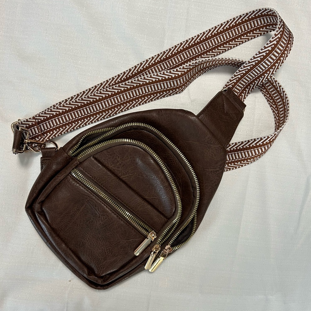 Crossbody purse